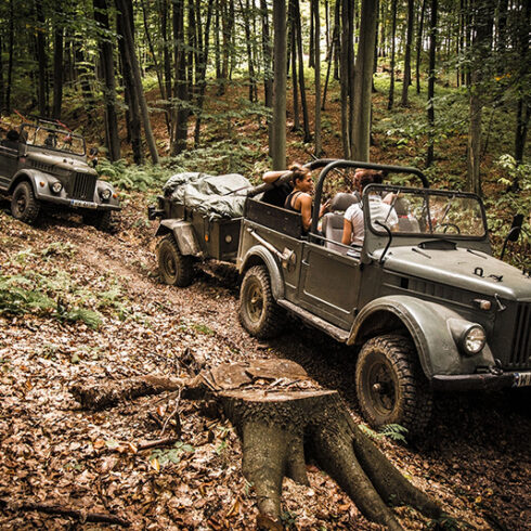 Zwiedzanie Jury samochodami 4x4 Gaz 69