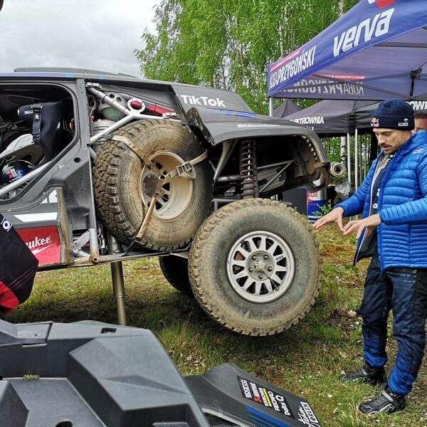 Rajdówka off-roadowa Kuby Przygońskiego