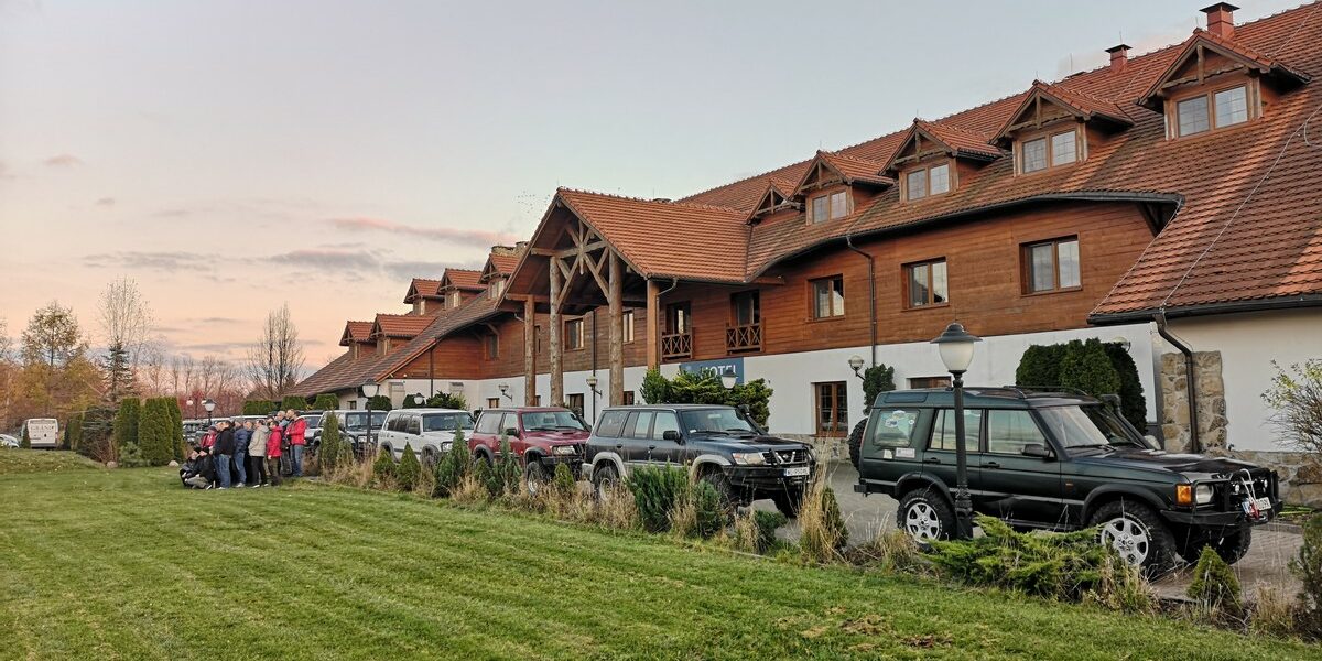 Off-roadnad Zegrzem w hotelu Cicha Woda.