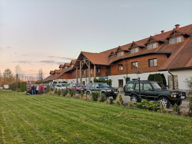 Off-roadnad Zegrzem w hotelu Cicha Woda.