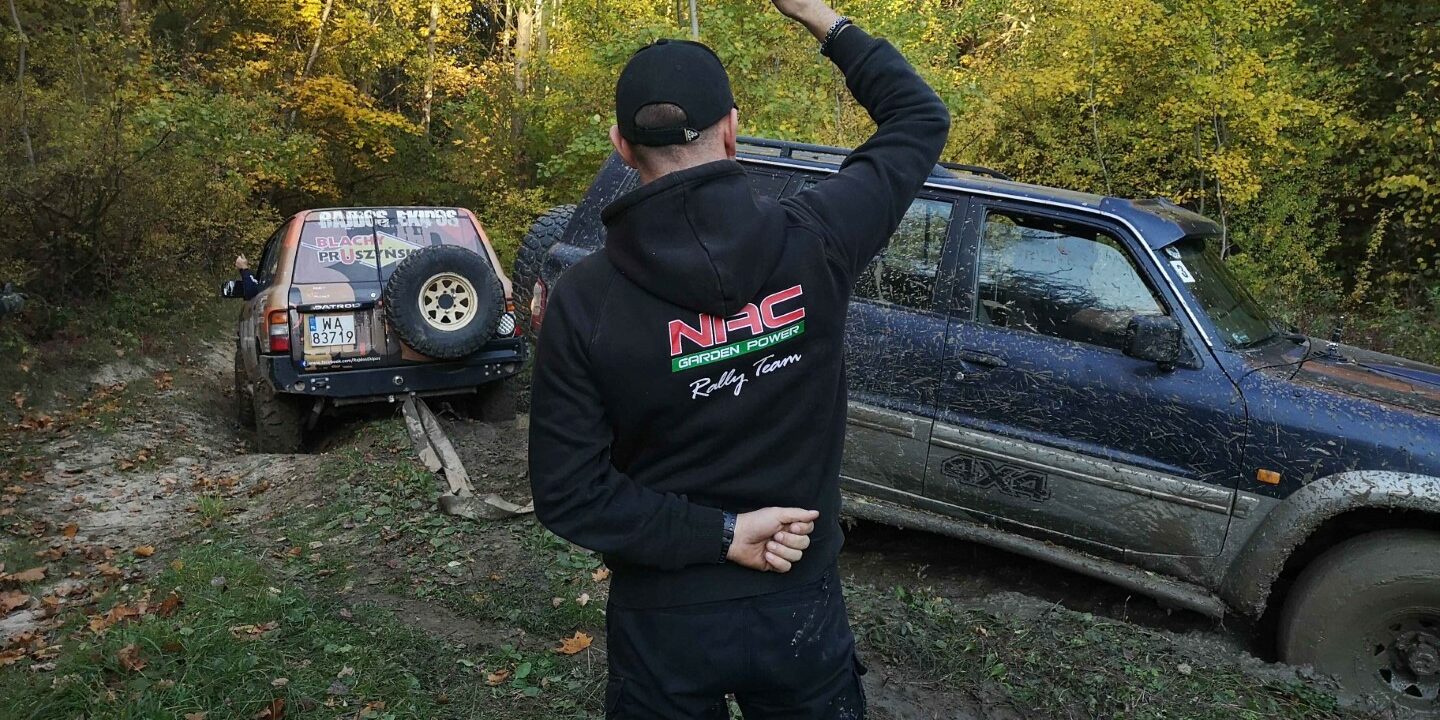 Szkolenie 4x4 - wyciąganie z błota