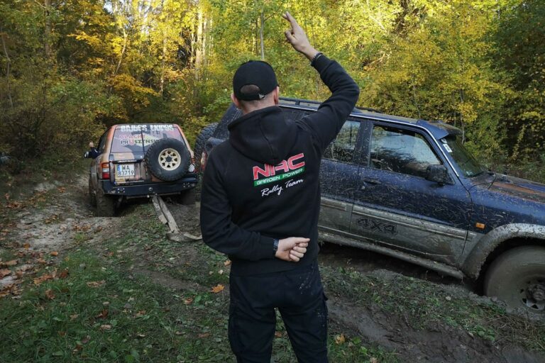 Szkolenie 4x4 - wyciąganie z błota